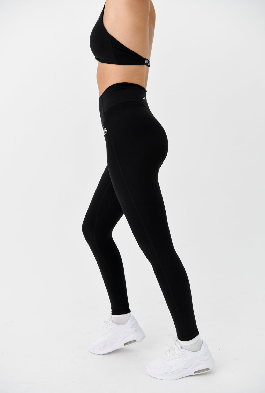 Elevate Midnight Leggings